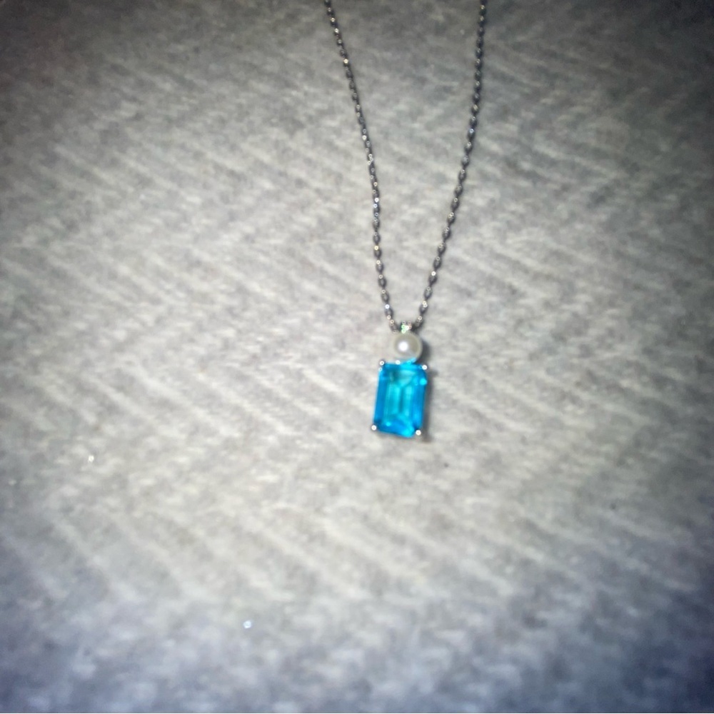 New Kate Spade Silver-Tone Cubic Zirconia & Faux Pearl Pendant Necklace - Picture 8 of 16